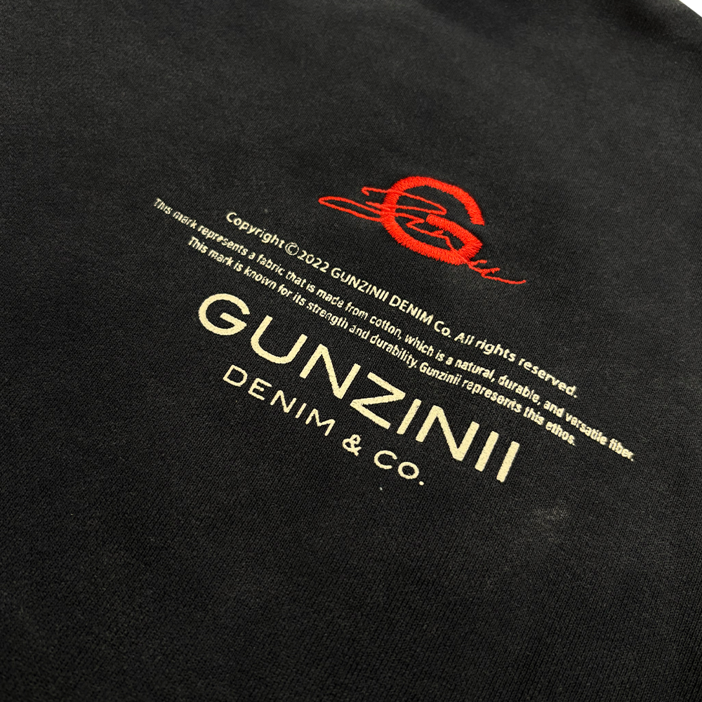Gunzinii T-Shirt
