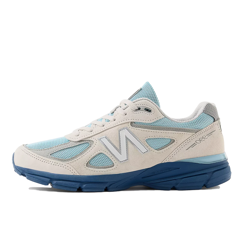 New Balance 990V4